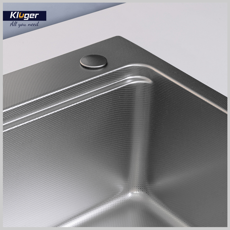 Bề mặt Linen chậu Kluger KW8181FS chống xước, chống bám dầu mỡ