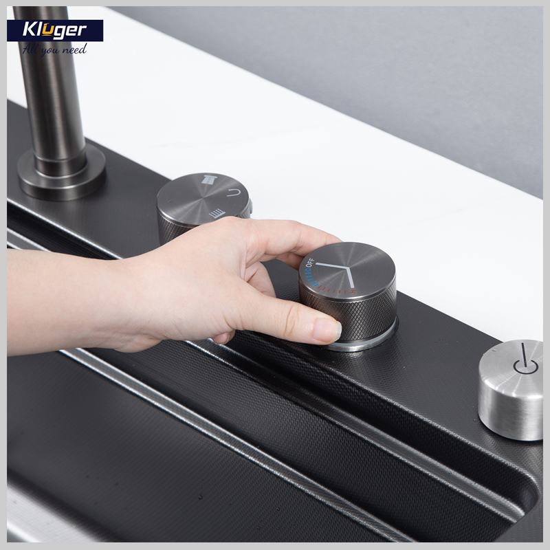 Núm xoay xả nước tiện lợi trên chậu Kluger K600 Series