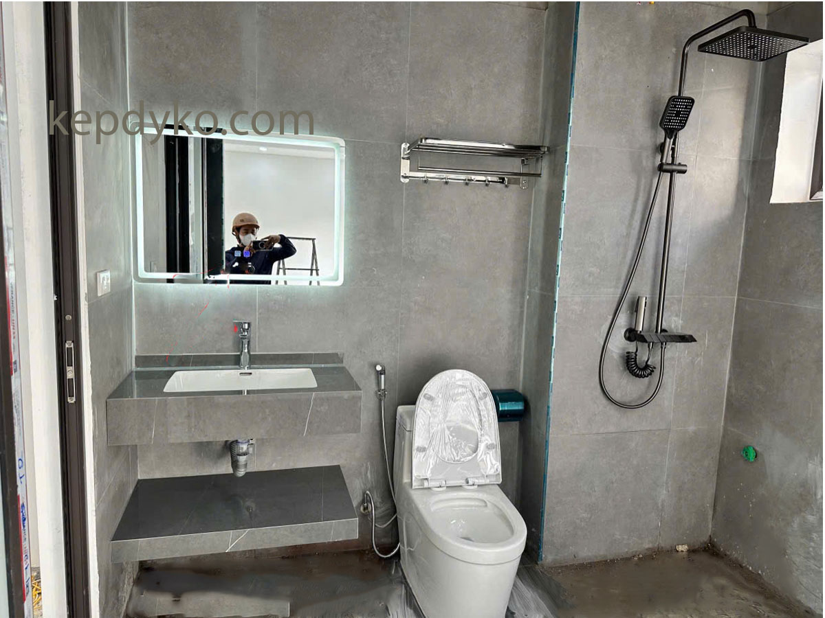 Combo phòng tắm trọn bộ 8 món RG1002 đầy đủ thiết bị vệ sinh