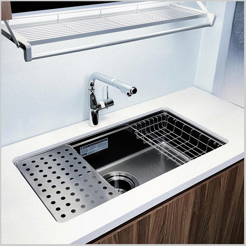 Lòng chậu sâu 210mm rộng rãi, dễ vệ sinh của Sensuto S8746BK