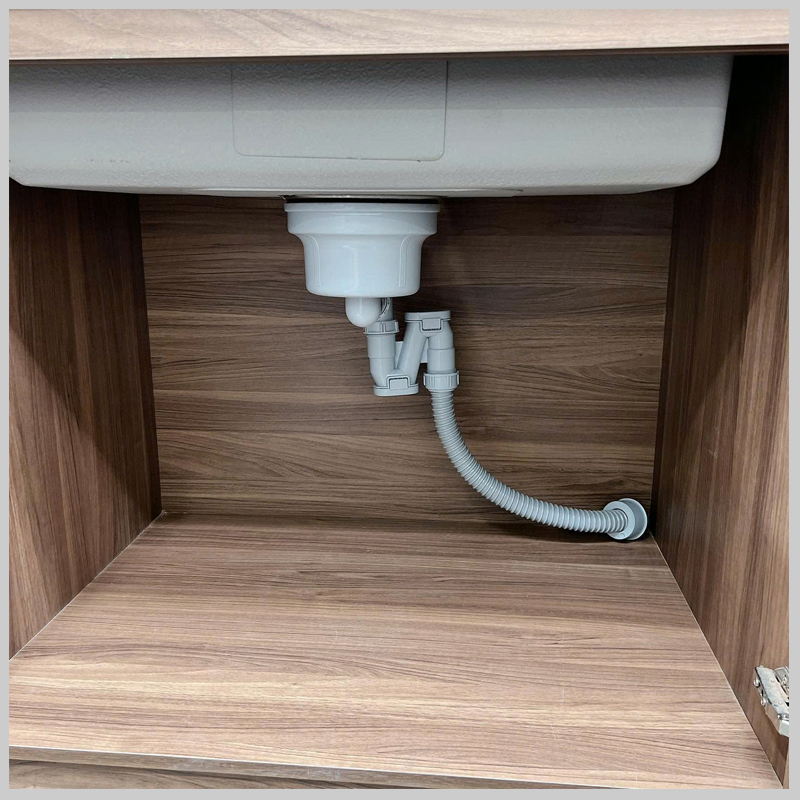 Siphon SLIM thế hệ mới giúp thoát nước nhanh, chống mùi hôi cho chậu rửa Sensuto S780NE