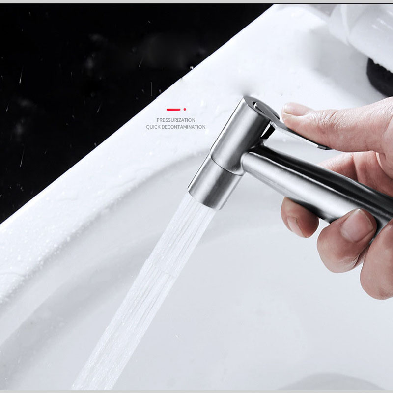 Vòi xịt vệ sinh inox 304 – tay cầm chắc chắn, áp lực mạnh