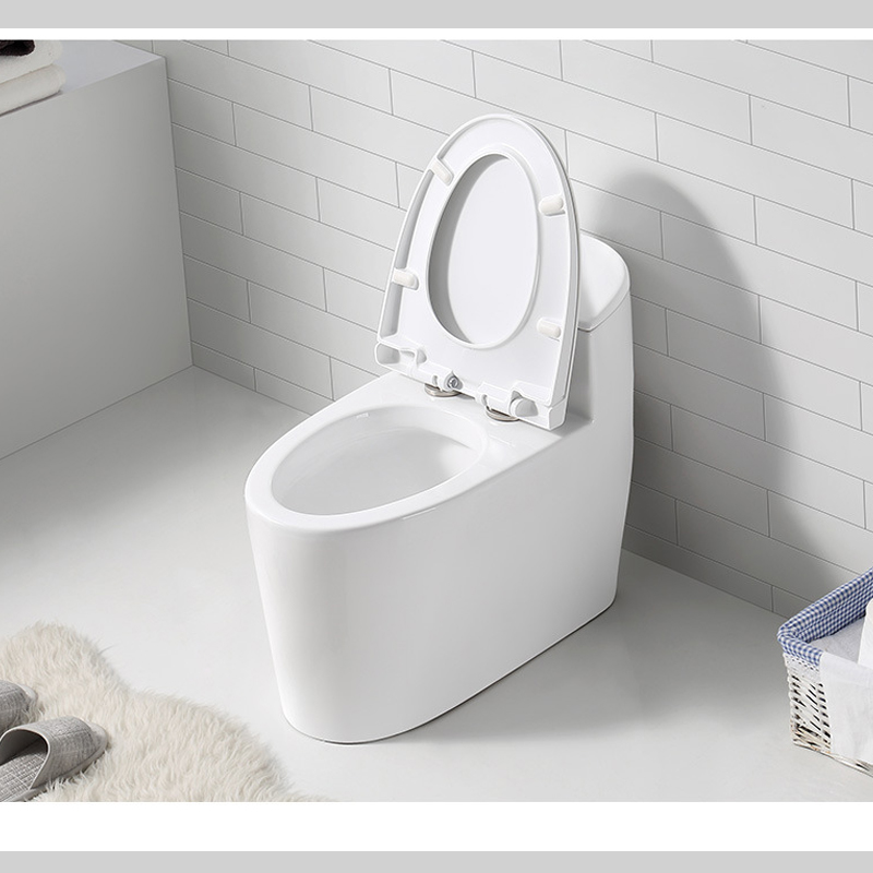 Nắp bồn cầu R3316 đóng êm, chất liệu nhựa cao cấp