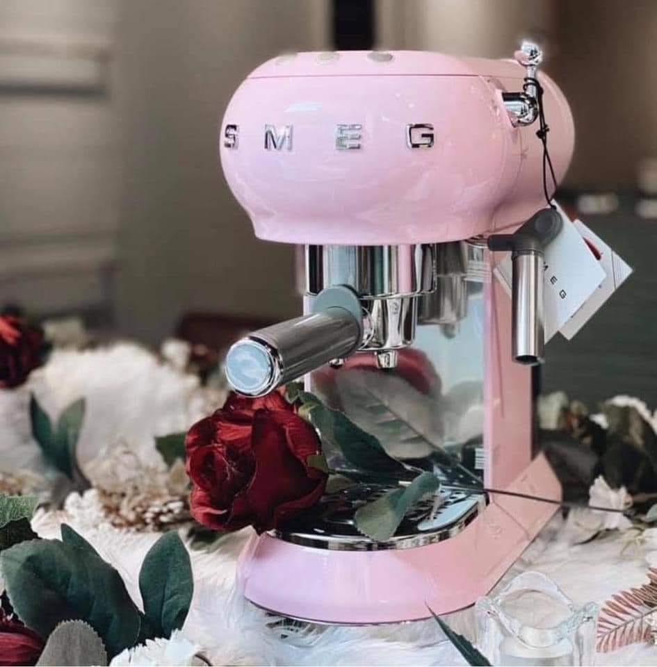 Máy pha cà phê SMEG