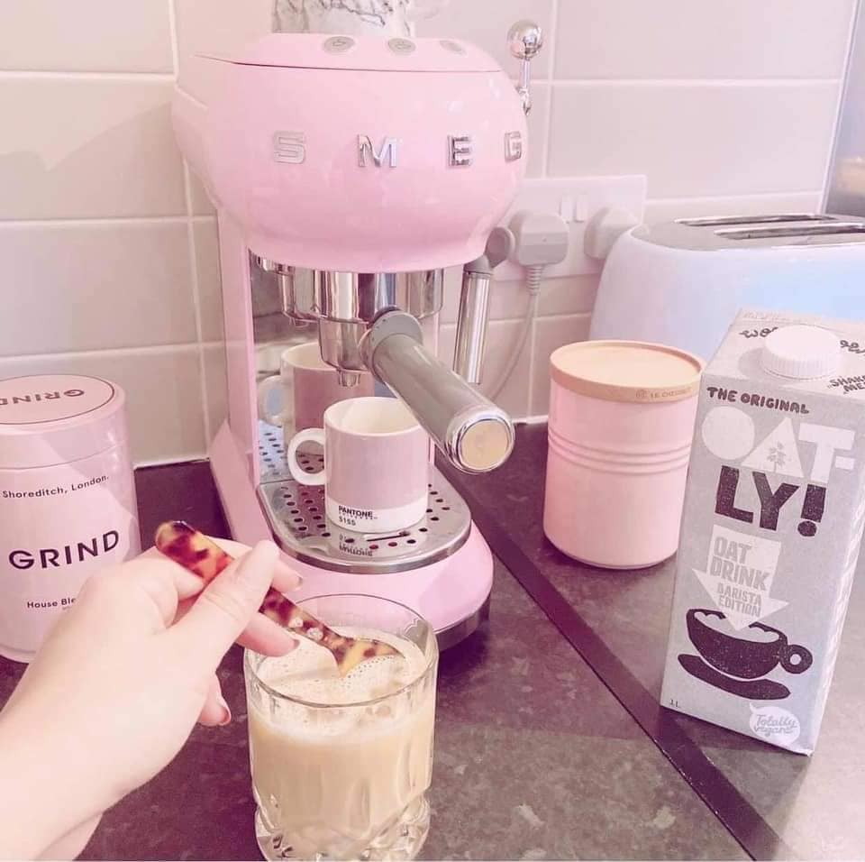 Máy pha cà phê SMEG