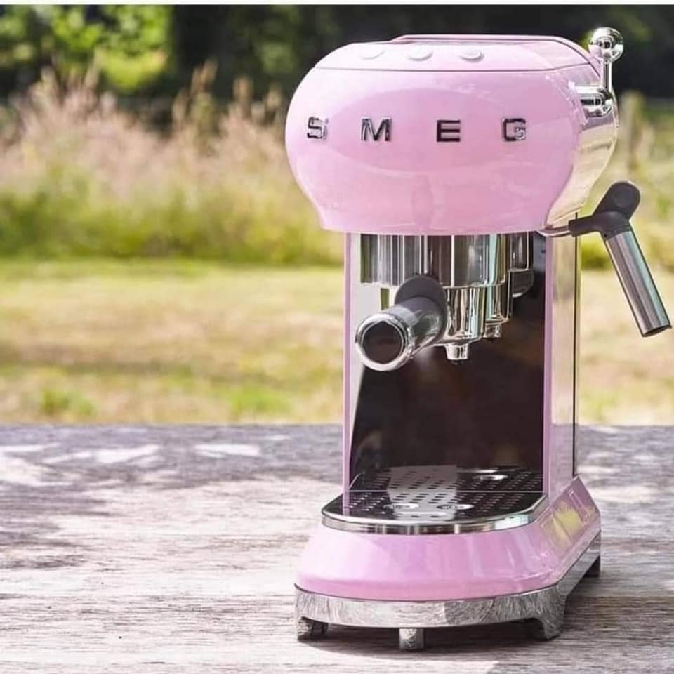 Máy pha cà phê SMEG