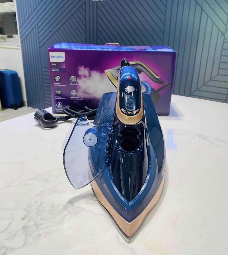 Bàn là hơi nước Philips Azur 8000 DST8050/20, Công suất 3000W, màu Xanh Lam đậm