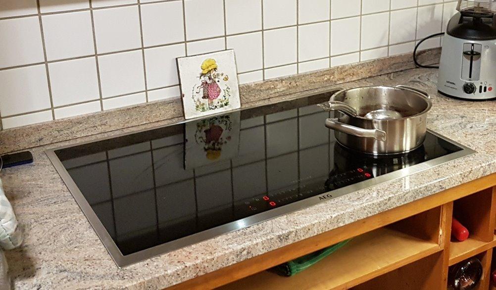 BẾP TỪ 4 VÙNG NẤU AEG IKB84431XB, VÙNG NẤU CẢM ỨNG, KHUNG THÉP KHÔNG GỈ