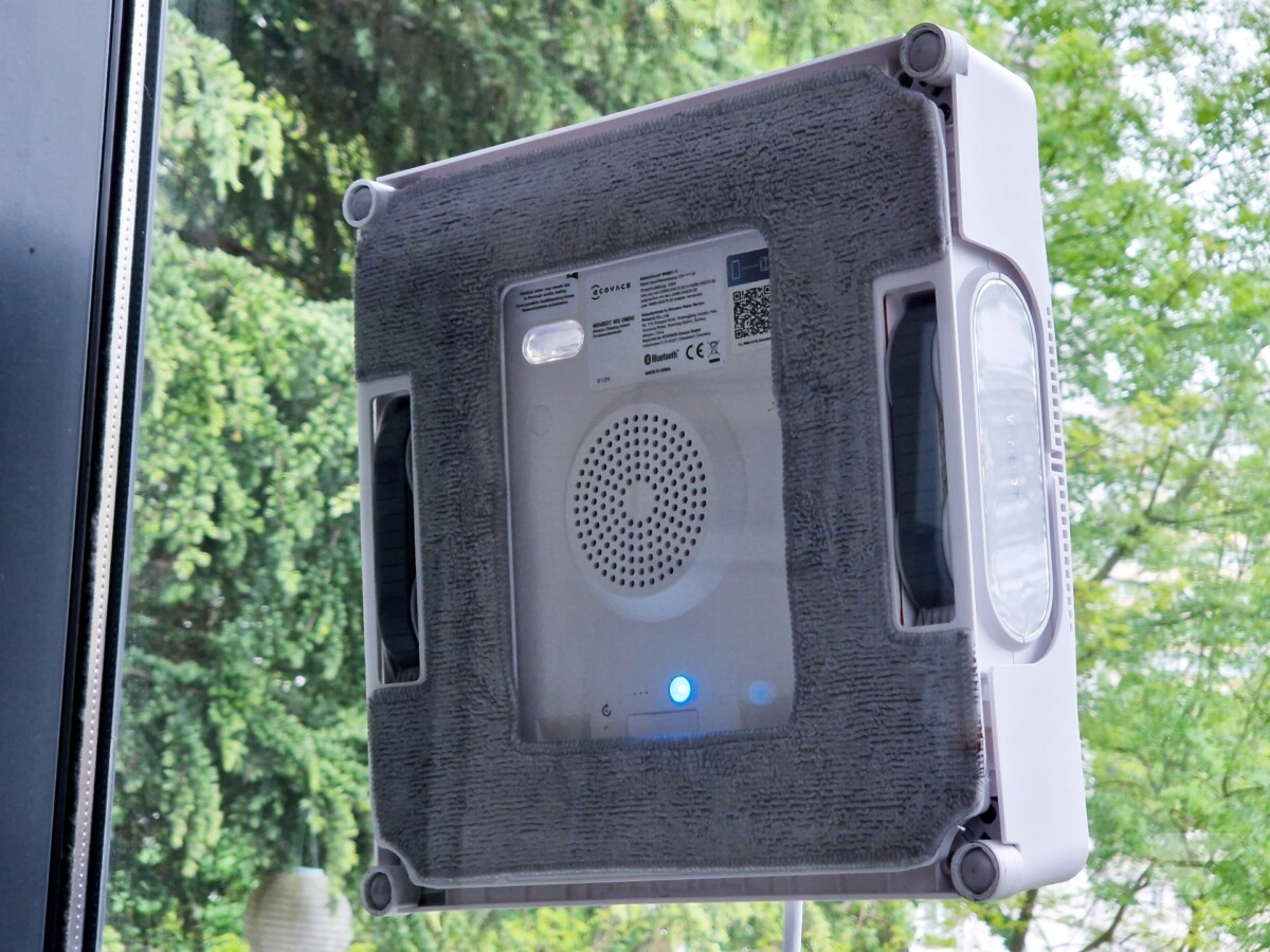 Robot lau kính Ecovacs Winbot W2 Omni