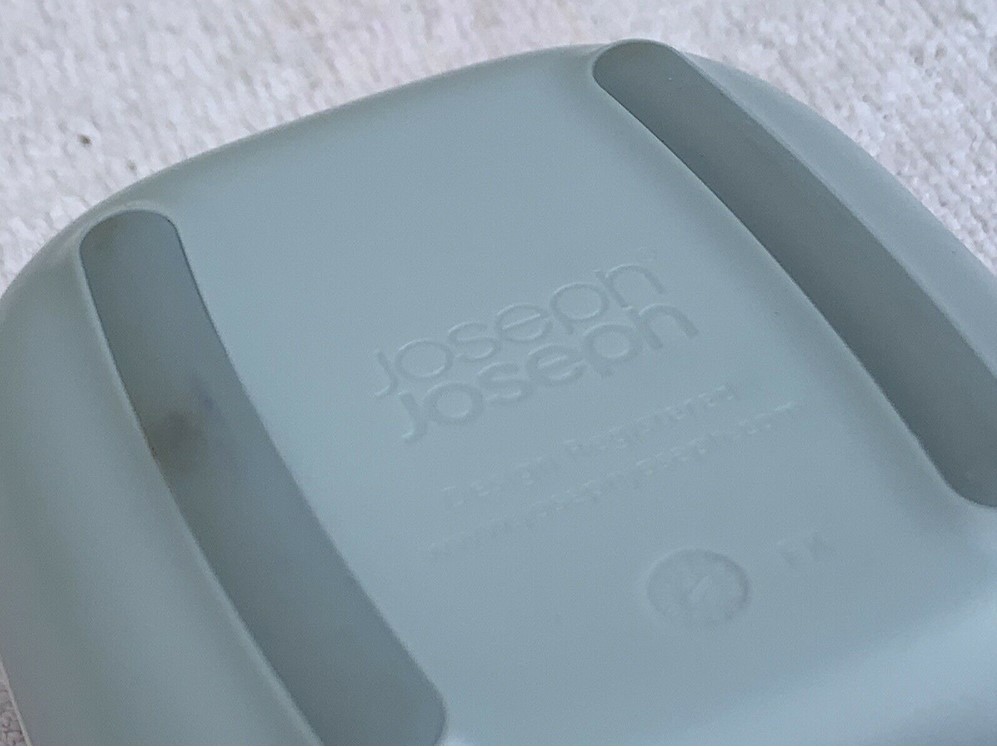 Hộp Đựng Xà Phòng Joseph Joseph 70502 Slim