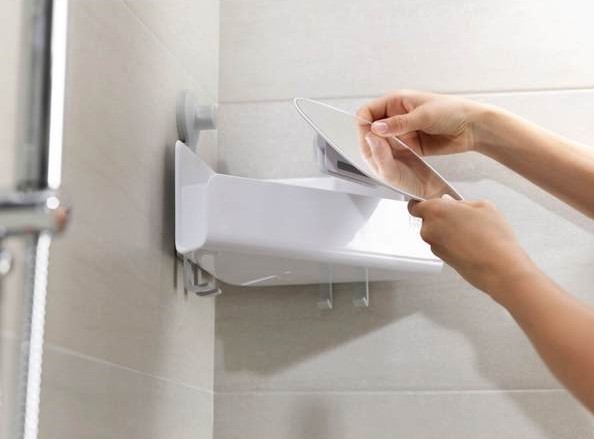 Kệ Để Đồ Nhà Tắm Gắn Tường Joseph Joseph 70549 EasyStore