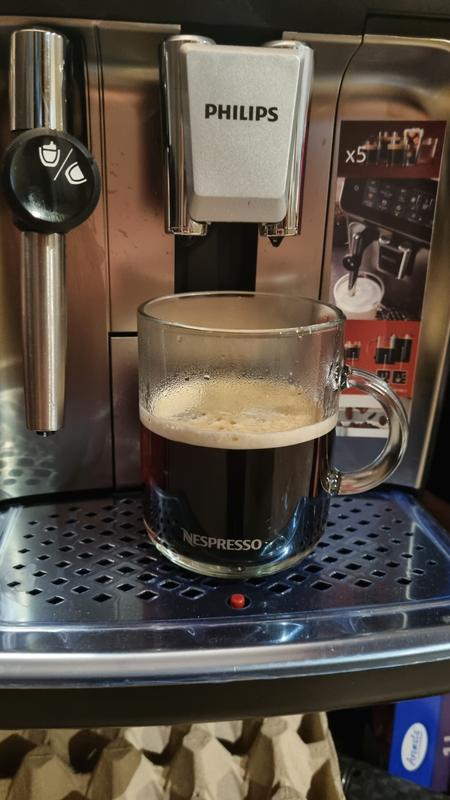 Máy pha café tự động Philips Series 3300 - EP3326/90 Made in Romania