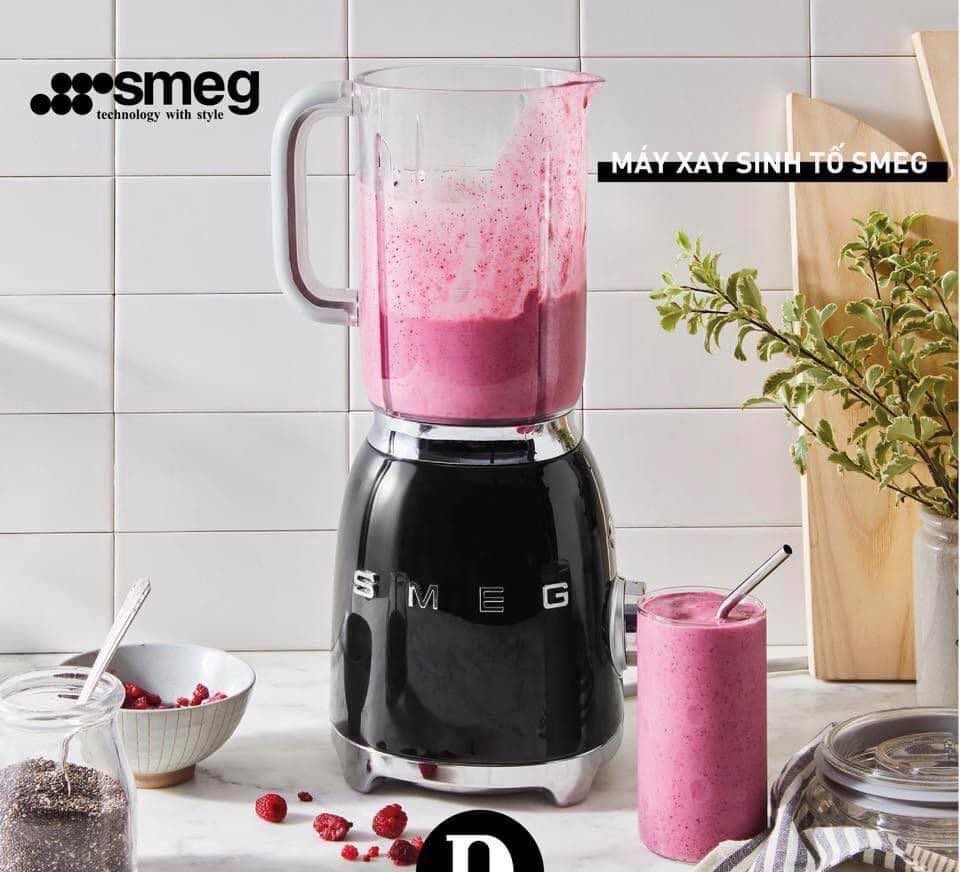 Máy Xay Sinh Tố Smeg BLF01