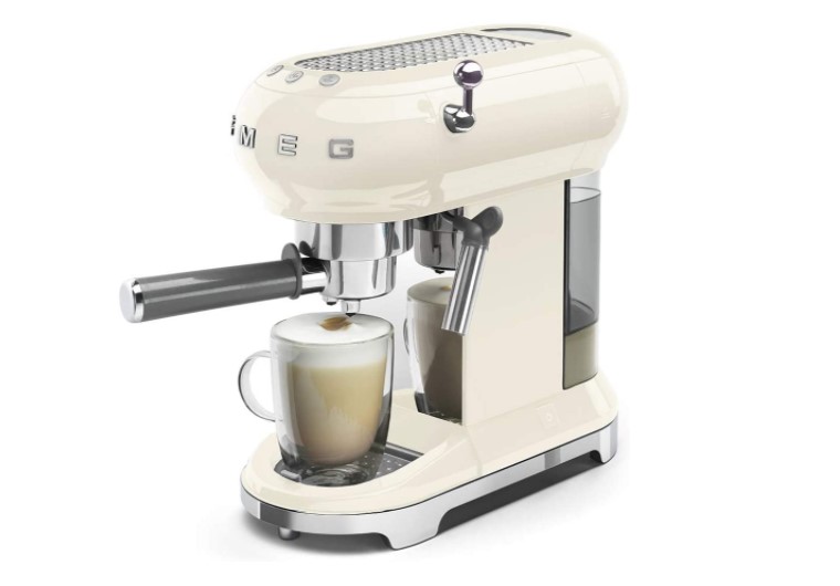 Máy pha cà phê SMEG