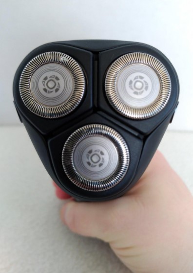 Máy cạo râu Philips Series 3000 - S3133/51