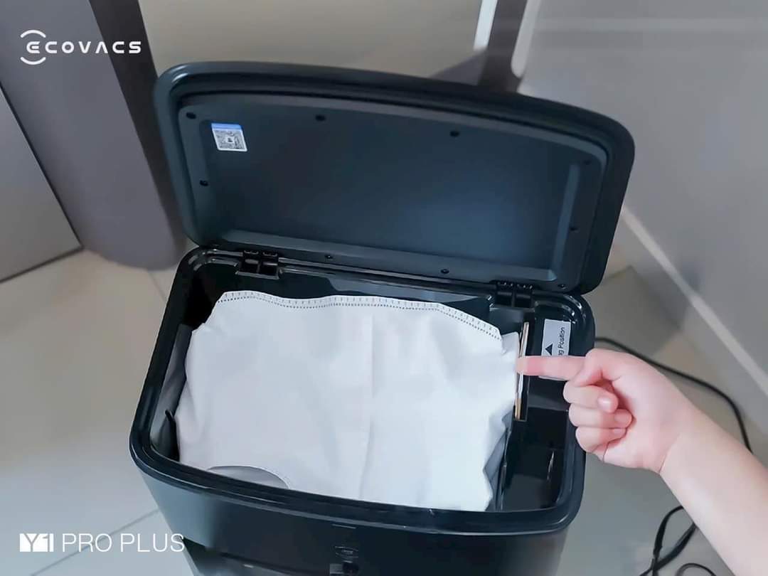 Robot hút bụi lau nhà Ecovacs Deebot Y1 Pro Plus
