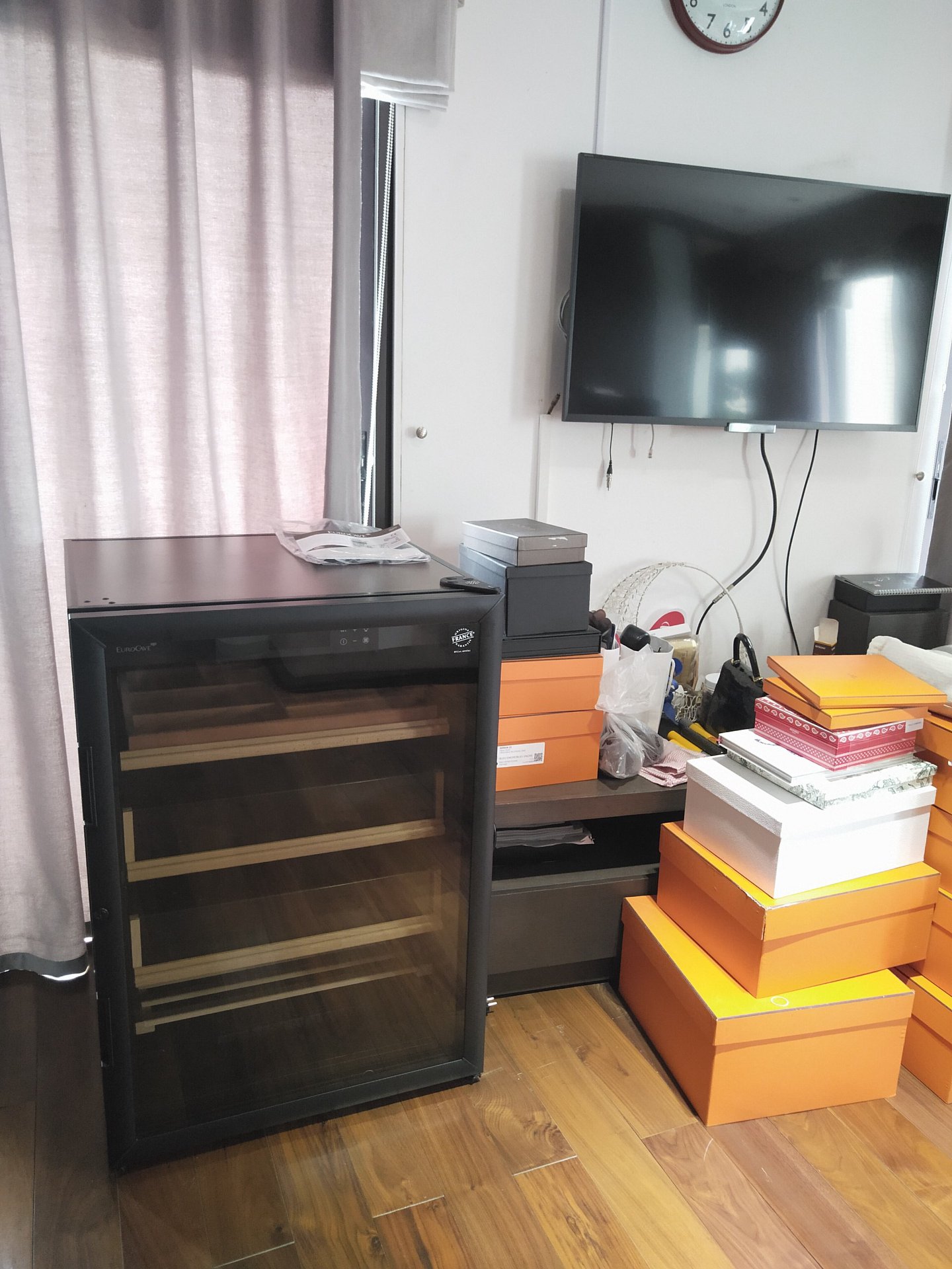 Tủ Bảo Quản Cigar EuroCave CC064V3 - 1000 Điếu (made in France)