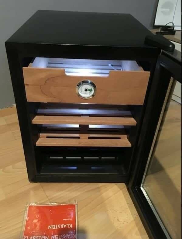 Tủ bảo quản Cigar Klarstein El Presidente  33L