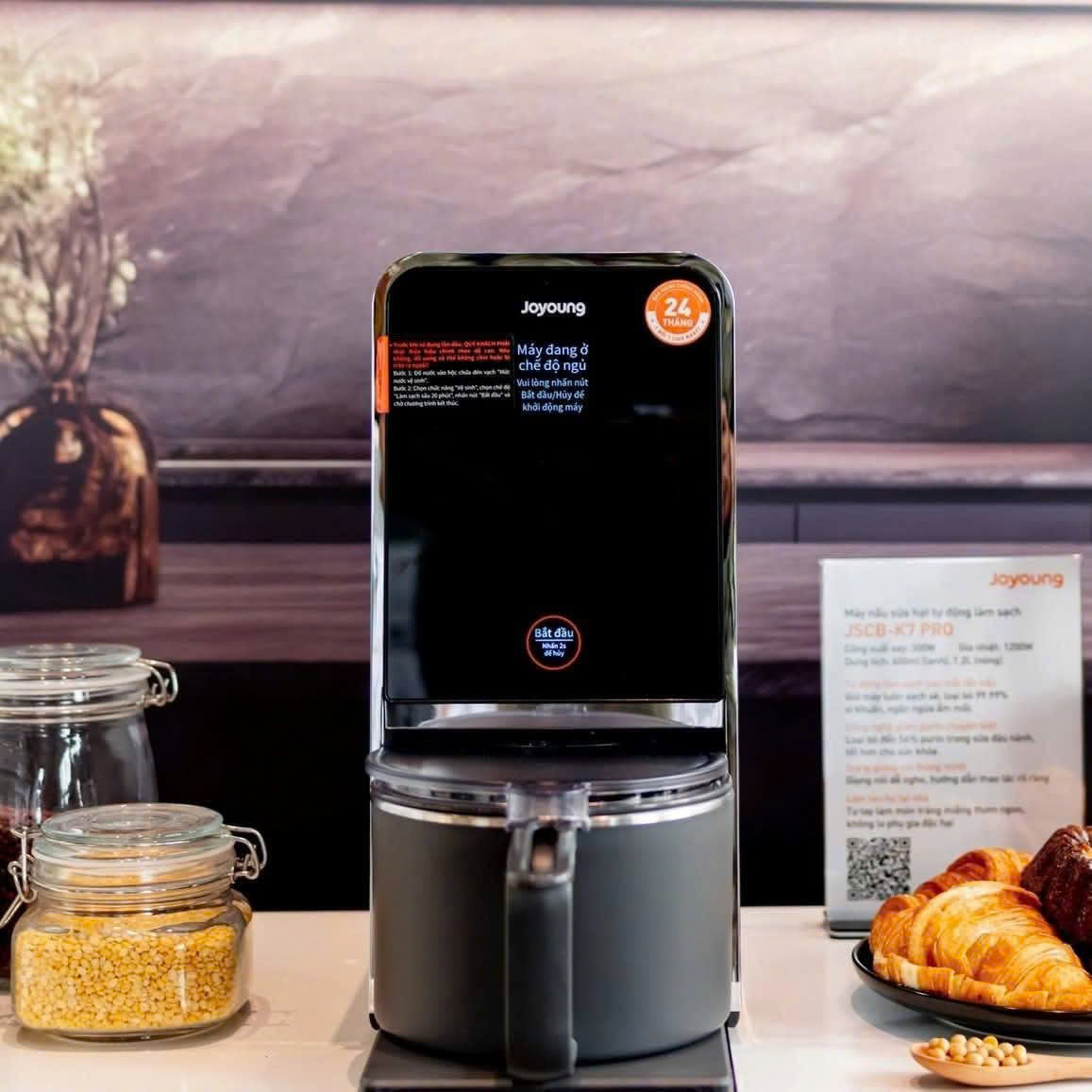 Máy nấu sữa hạt làm sạch tự động Joyoung JSCB-K7 PRO