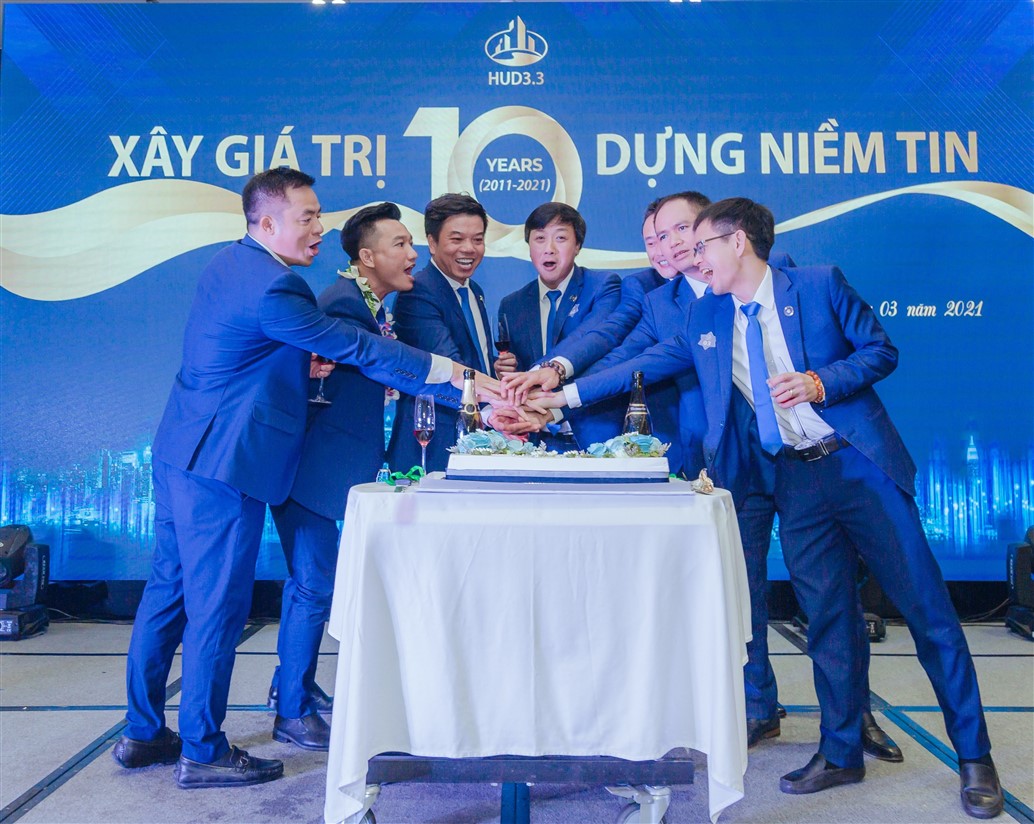 HUD INVEST hoàn thiện website mới.