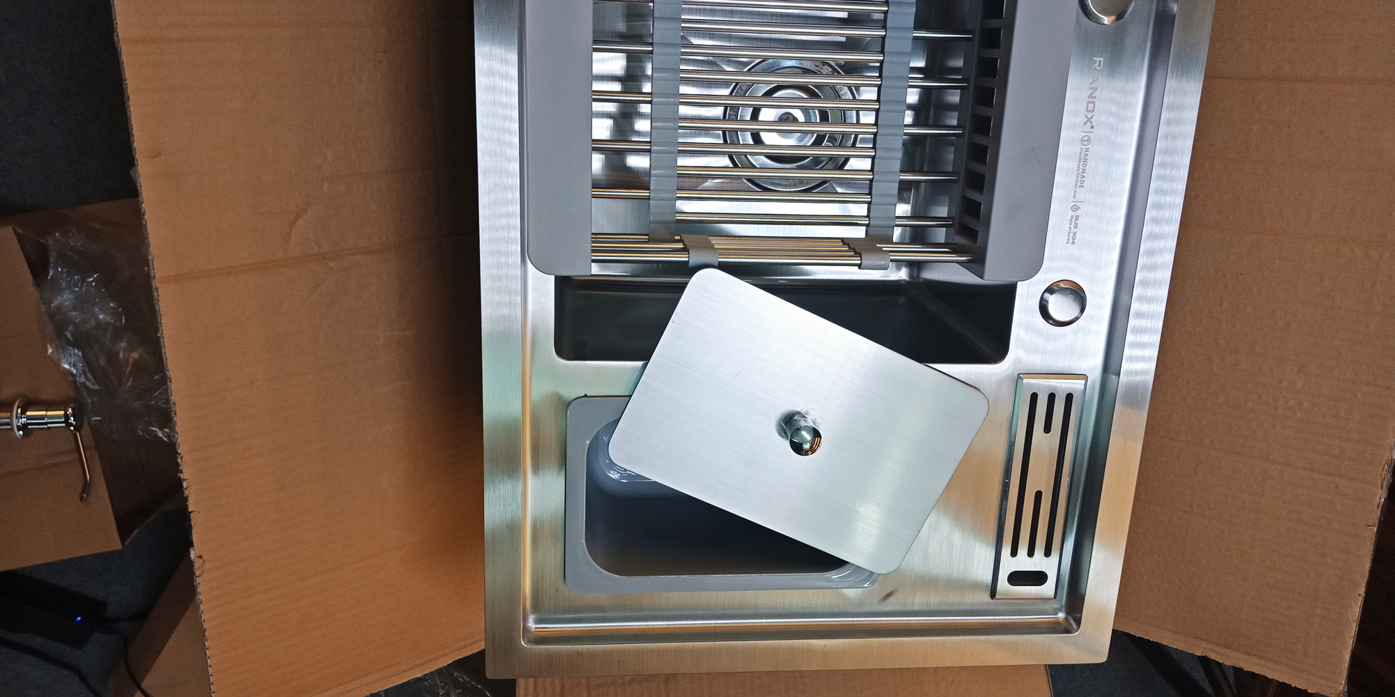 Chậu rửa bát ranox 3 hố cao cấp RN4433 - 10