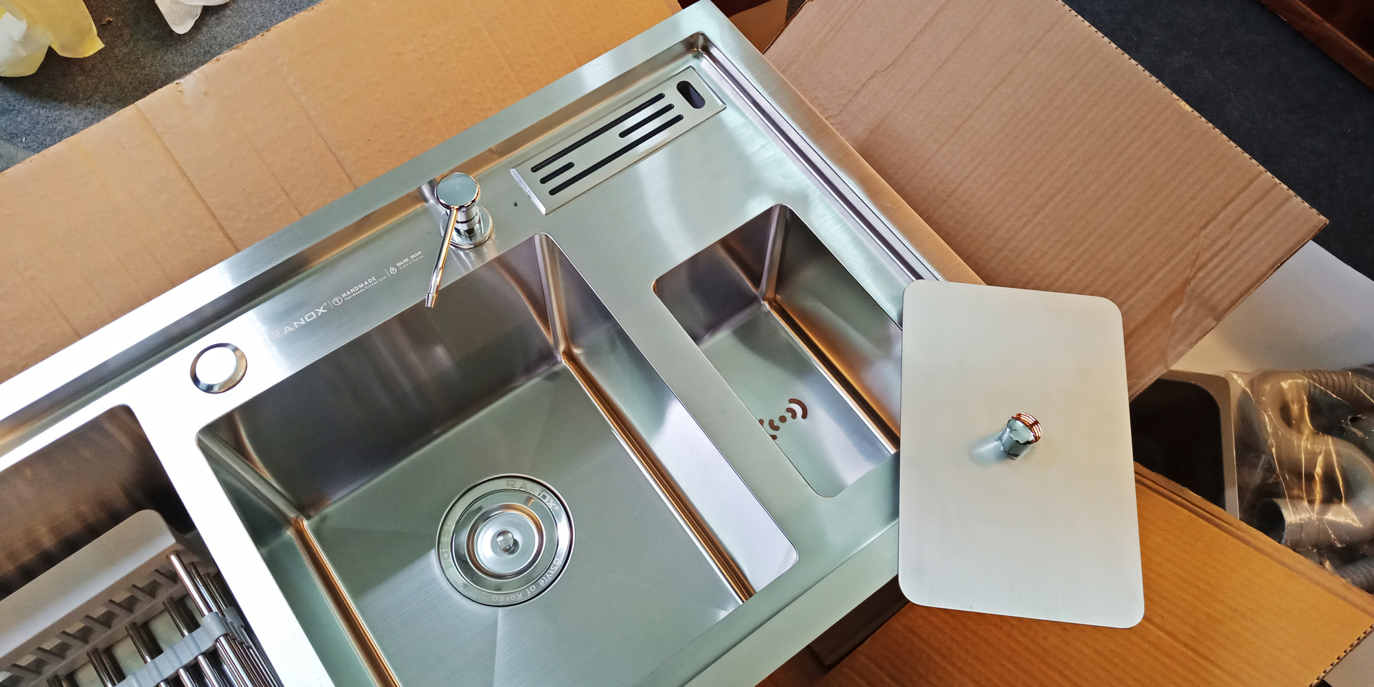 Chậu rửa bát ranox 3 hố cao cấp RN4433 - 11