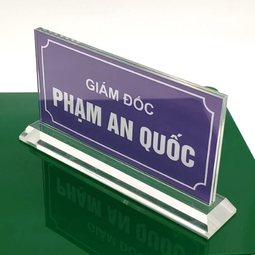 biển chức danh 1