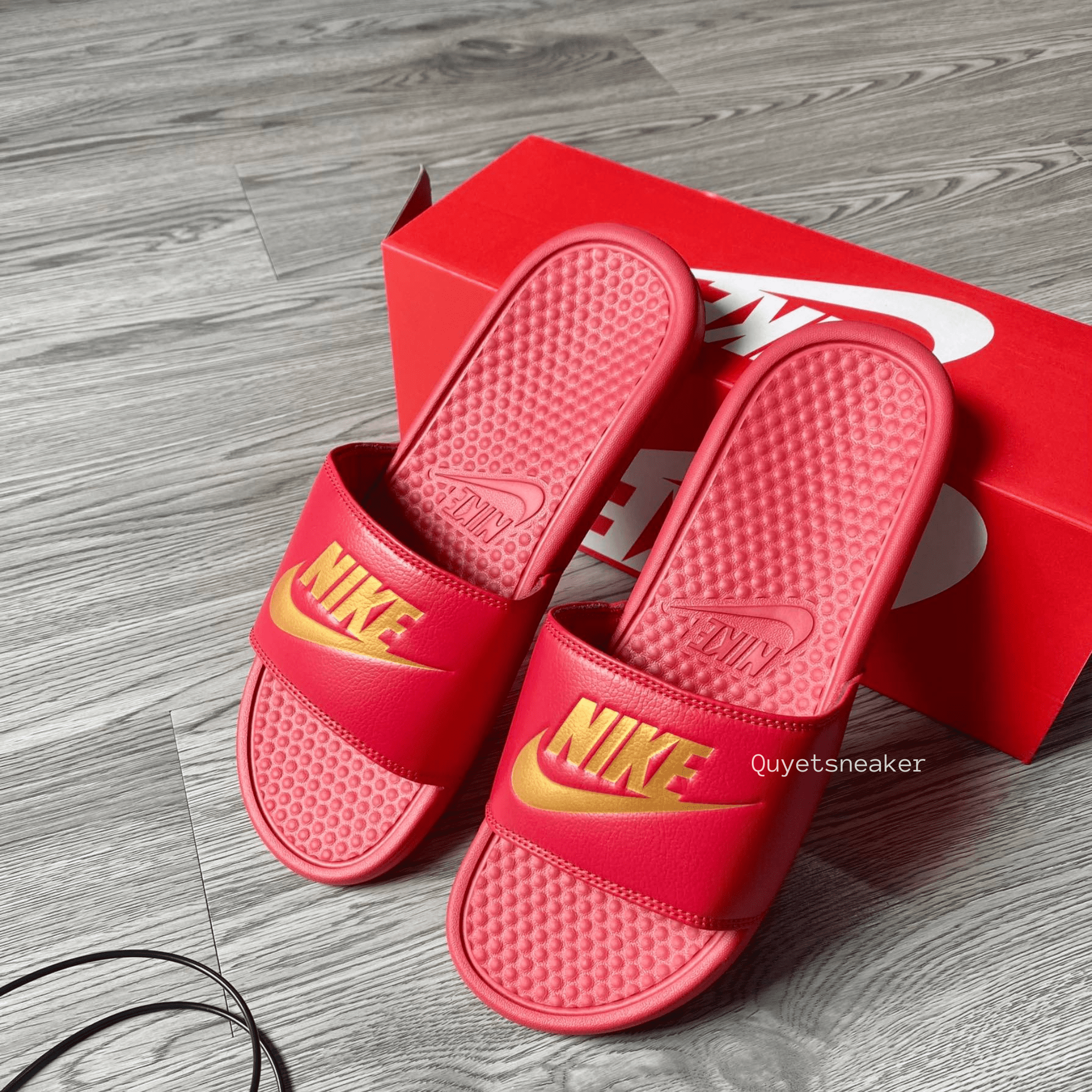 DÉP CHÍNH HÃNG - Nike Benassi Red/Gold - 343880-602