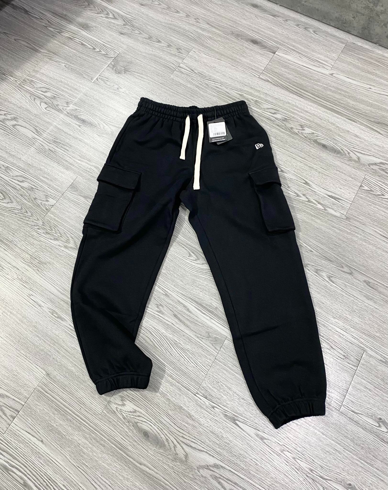 Quần Dài Chính Hãng - Quần Jogger Túi Hộp Nỉ Ne Cargo Jogger Newera Nvyofw - ''Black'' - 60292266