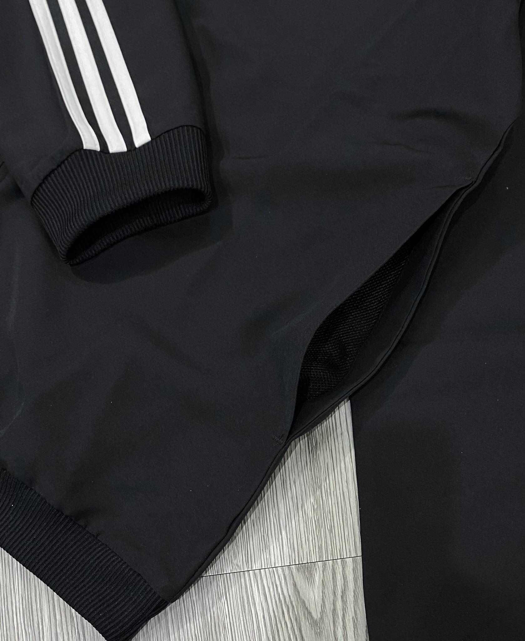 Bộ Thể Thao Nam Chính hãng - Bộ Gió Aeroready Essentials Regular-Fit 3-Stripes Track Suit ''Black'' - GK9950