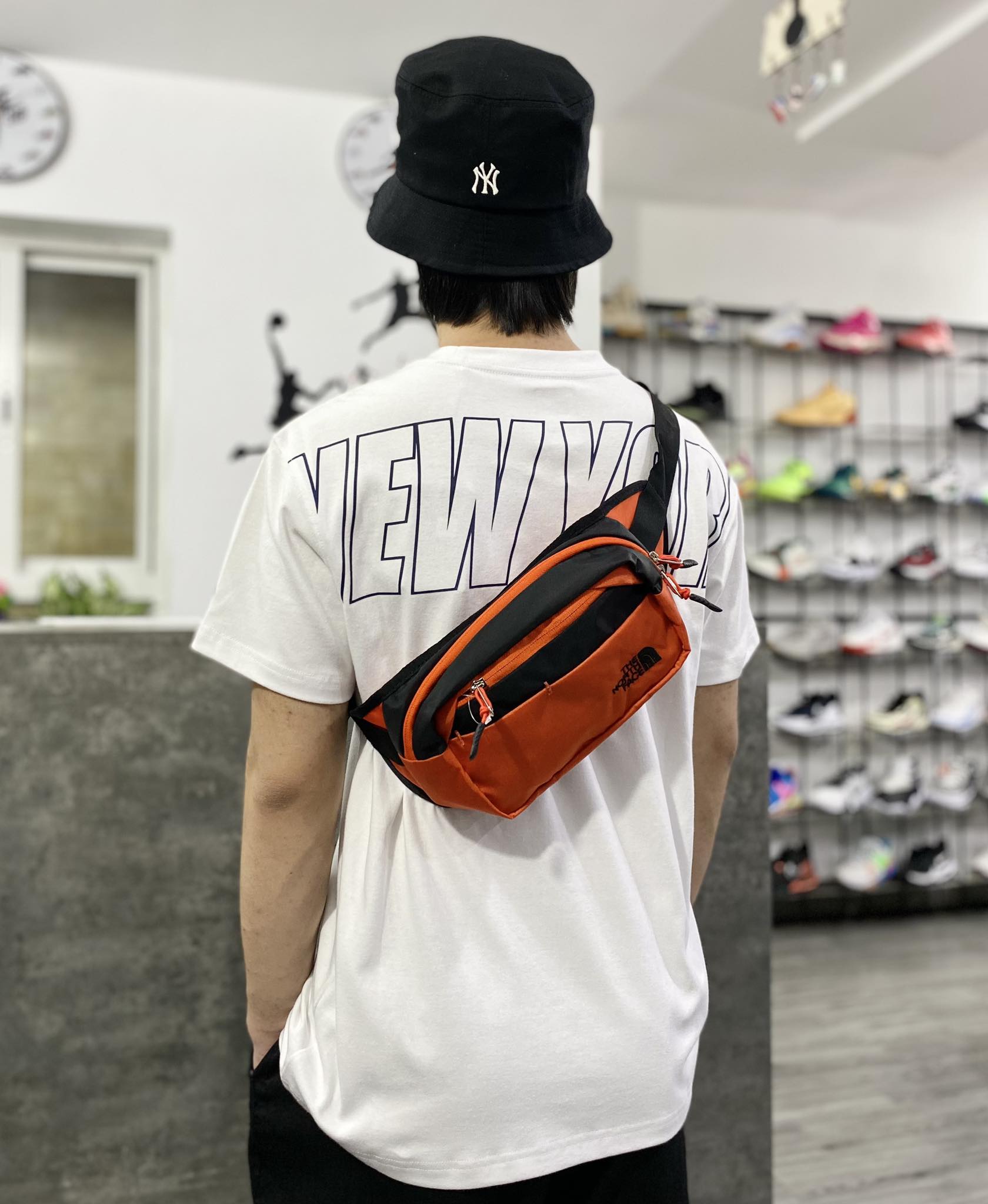 Phụ Kiện Chính Hãng - Túi Chéo The North Face Logo Cross Bag 'Orange' - NF0A2UCX