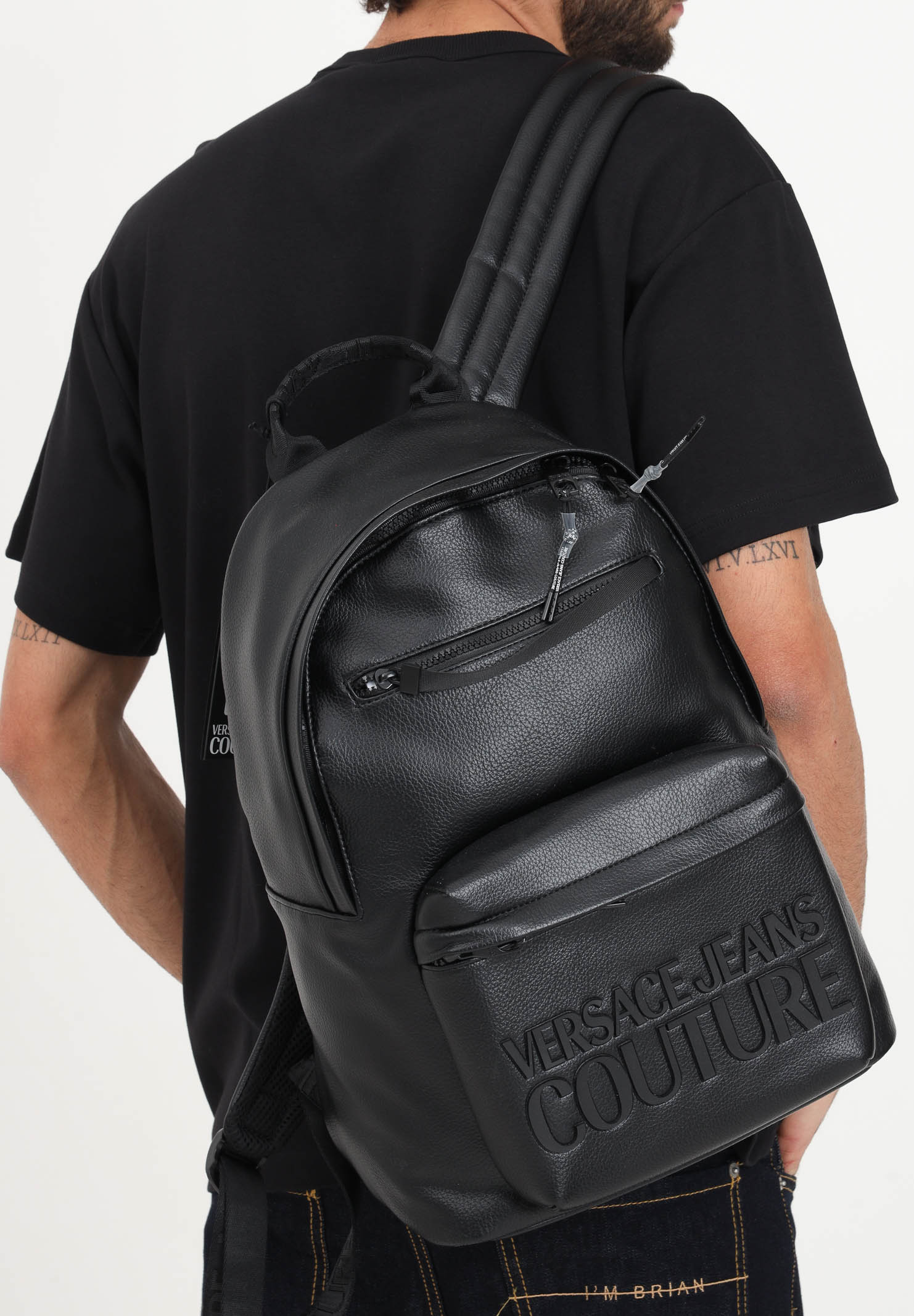 PHỤ KIỆN CHÍNH HÃNG - BALO VERSACE JEANS COUTURE Black backpack with logo plaque in faux leather - 75YA4B70-ZG128