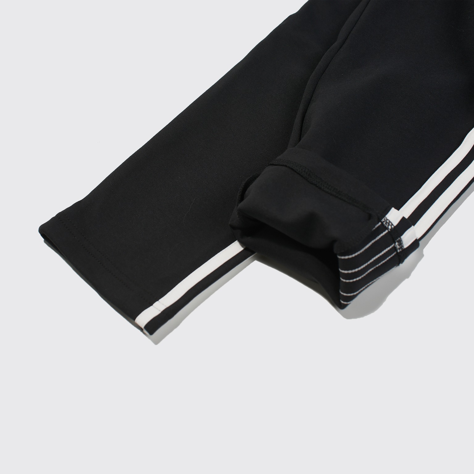 Quần Dài Chính Hãng - adidas Must Haves 3-Stripes Tapered Pants ''Black'' - FK6884