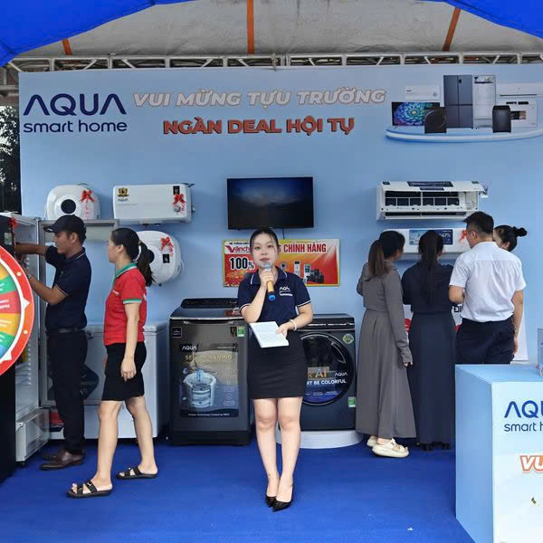 Bốc Thăm Trúng Thưởng Aqua Tại Điện Máy Văn Chiến