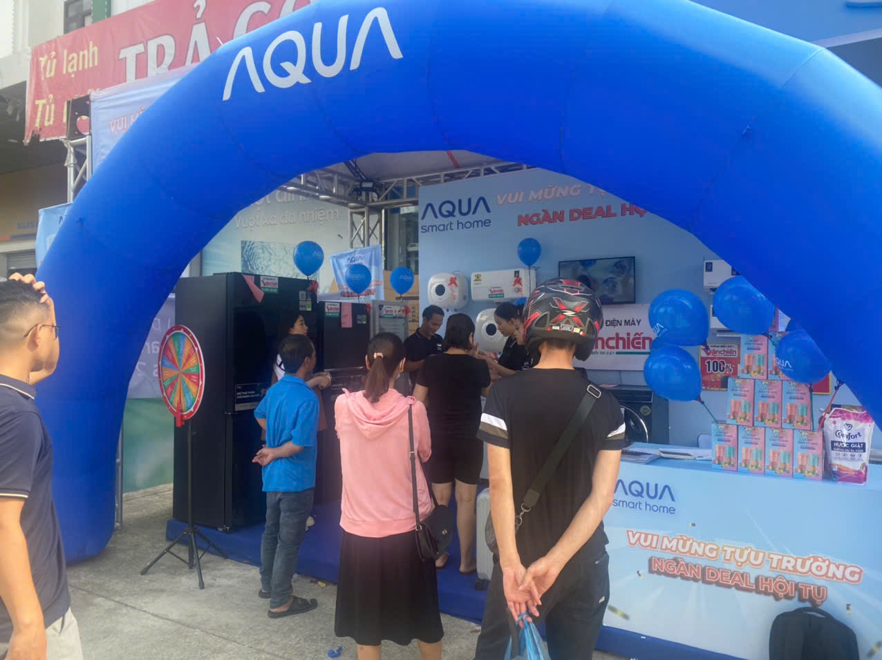 Bốc Thăm Trúng Thưởng Aqua Tại Điện Máy Văn Chiến