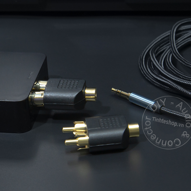 3.5mm female to 2 RCA male jack plug