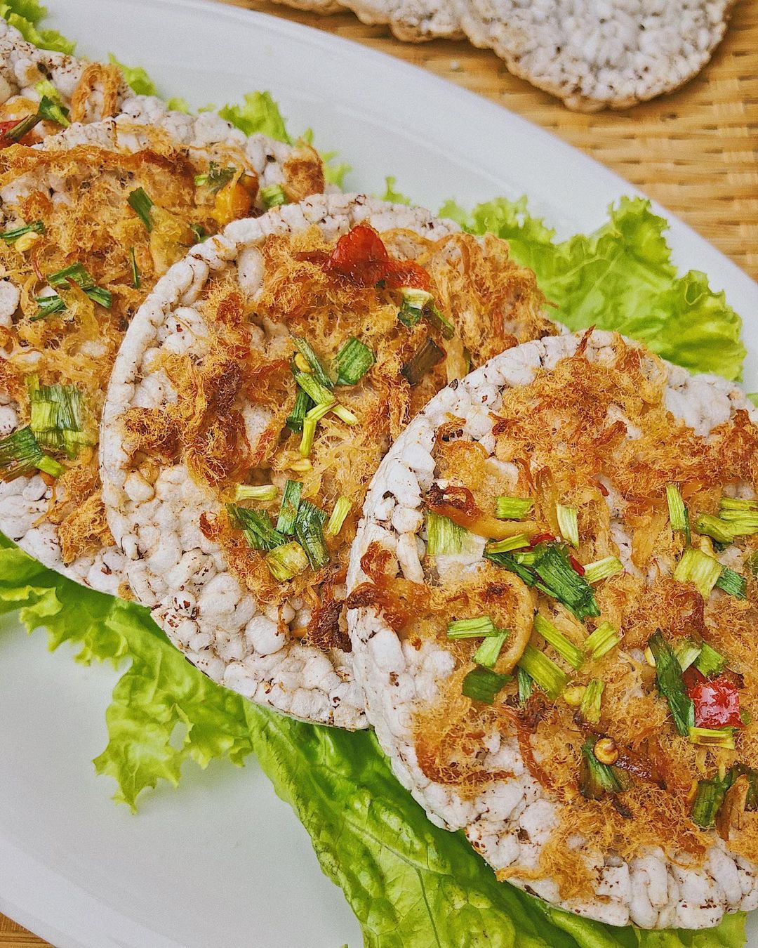 Cơm cháy gạo lứt healthy