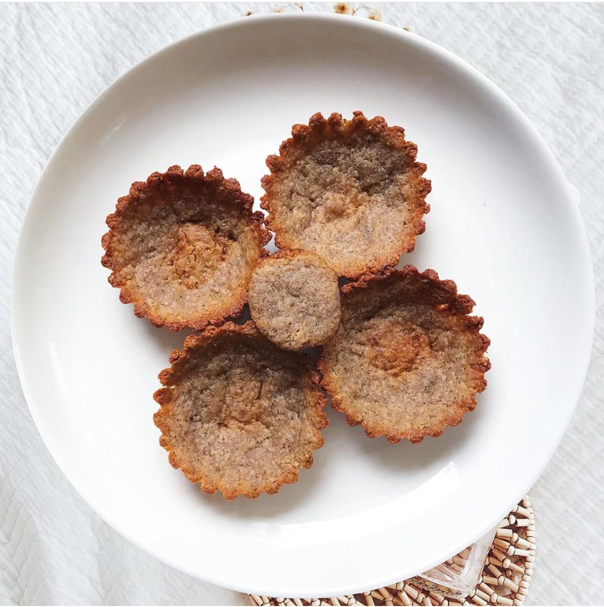 Đế bánh tart làm từ bánh gạo lứt