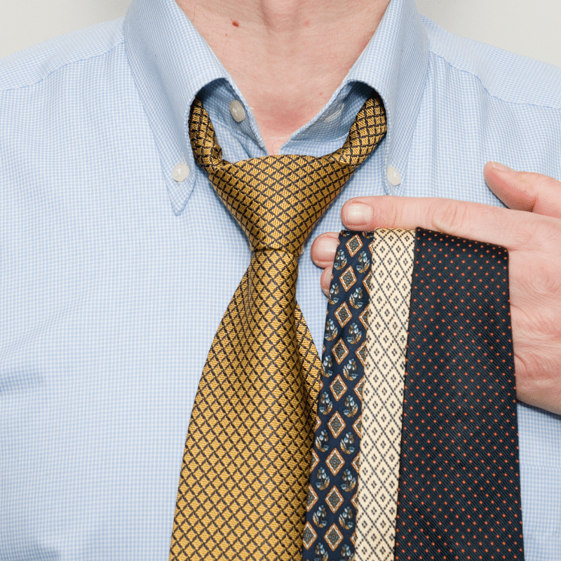 Cà vạt nam tính tặng thầy giáo