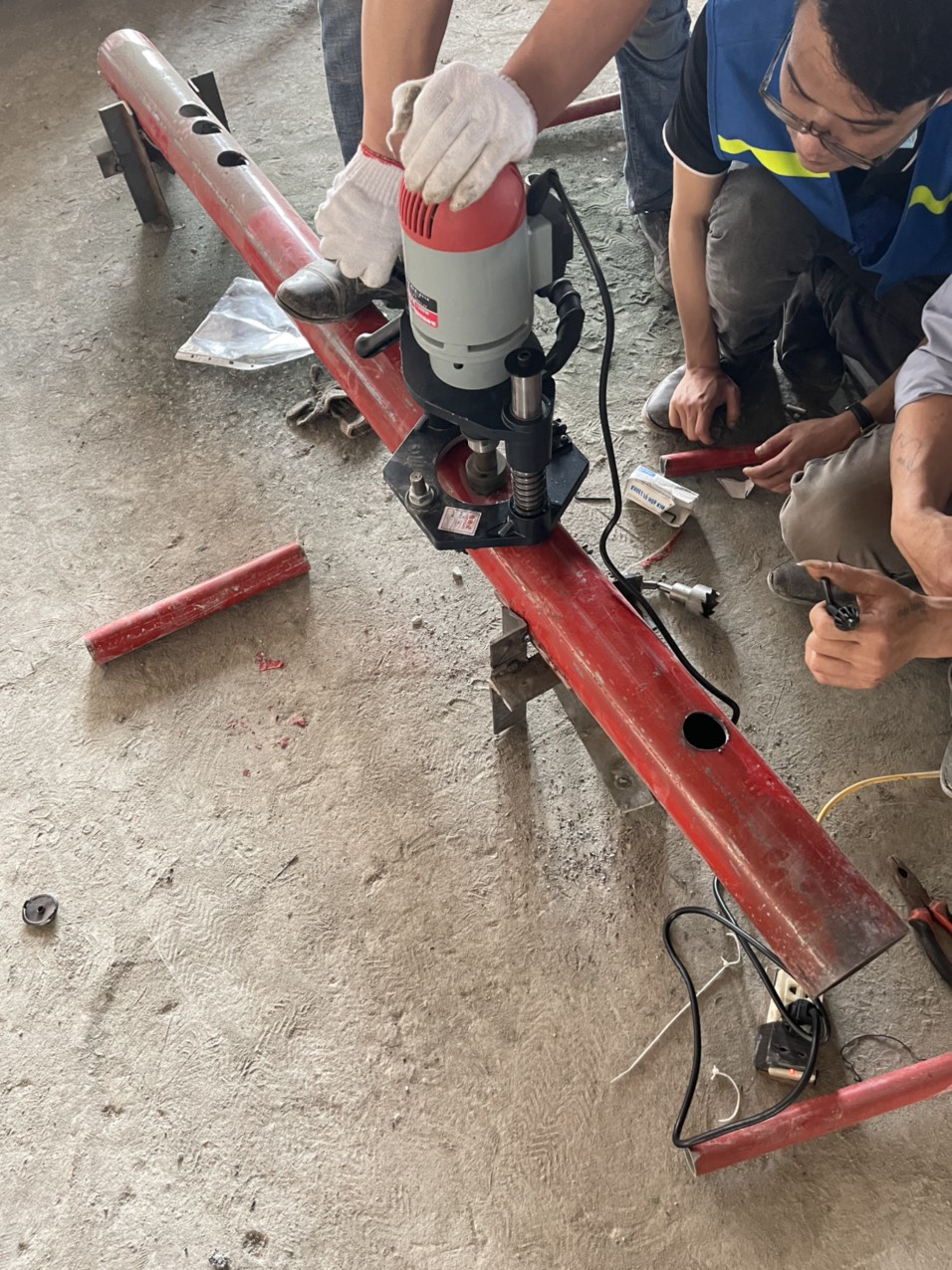 Máy Khoét Lỗ Ống LS-A114