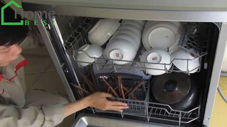 máy rửa chén không vào nước 3