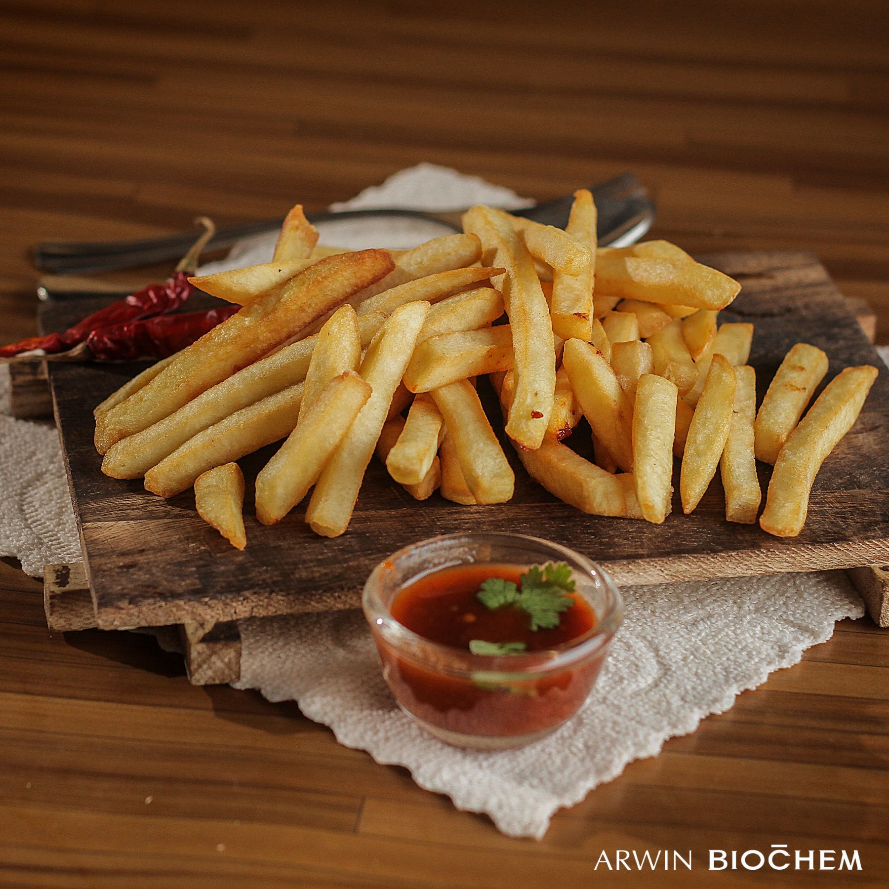 Chế độ ăn uống không lành mạnh ảnh hưởng đến việc mọc mụn