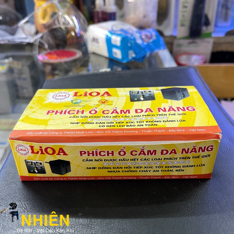 Phích cắm LIOA 2 ra 3 ON Ø5
