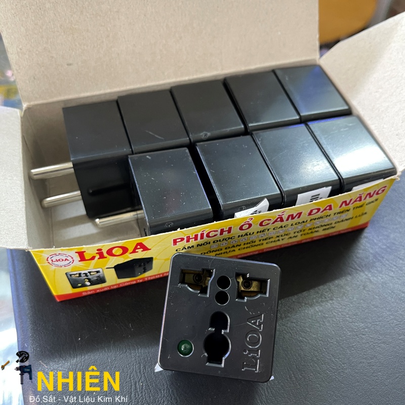 Phích cắm LIOA 2 ra 3 ON Ø5