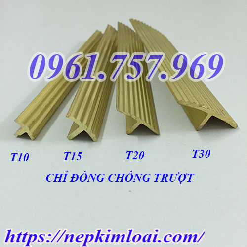 Nẹp chỉ đồng chống trơn cầu thang