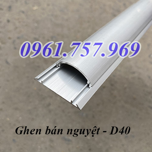 Ghen bán nguyệt d40