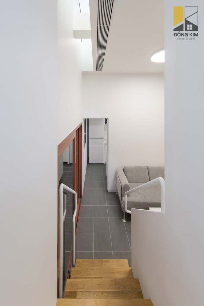 cải tạo ngôi nhà siêu nhỏ trong con hẽm san sát nhau tại quảng châu