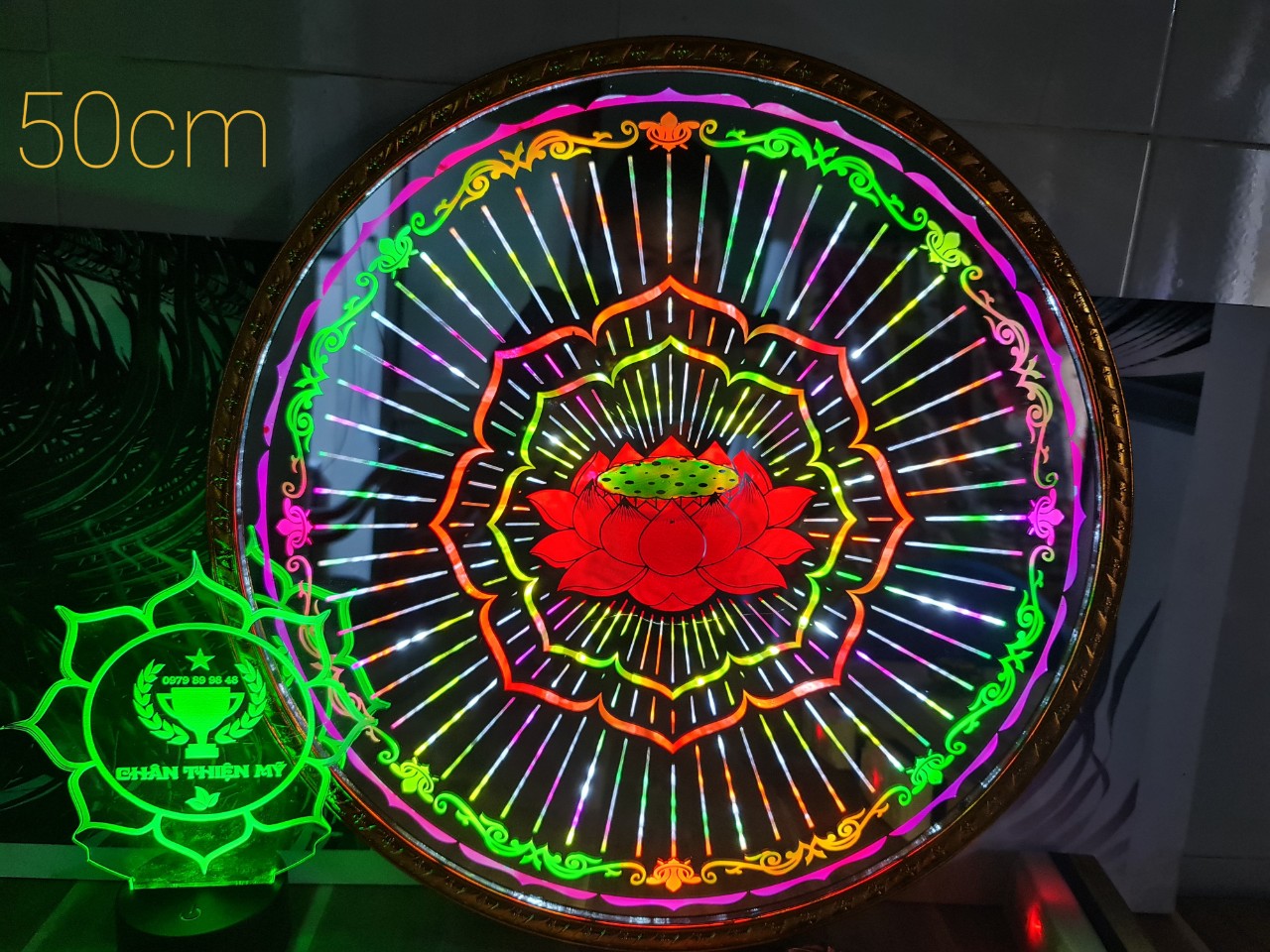 Đèn hào quang hoa sen thờ gia tiên