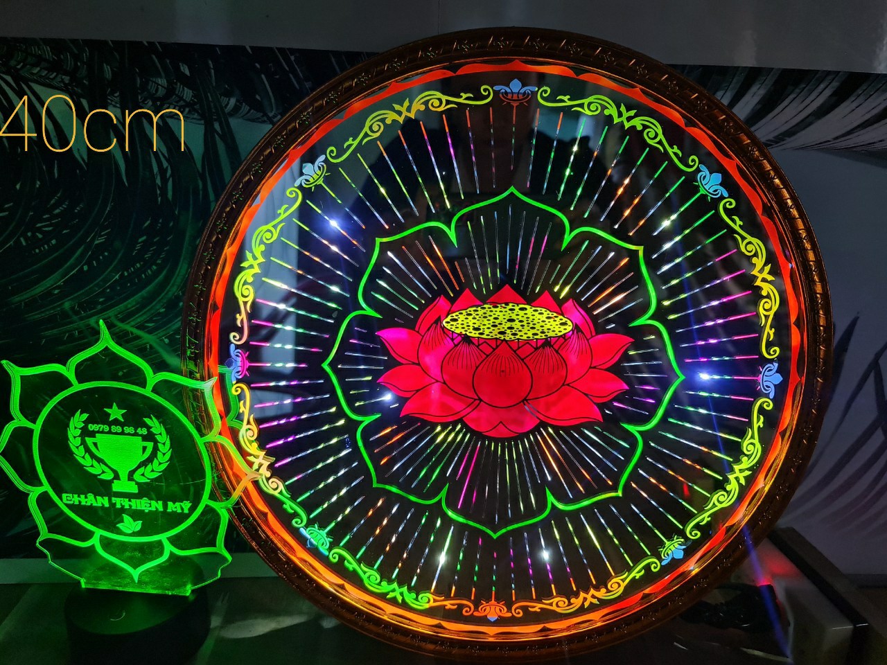 Đèn hào quang hoa sen thờ gia tiên