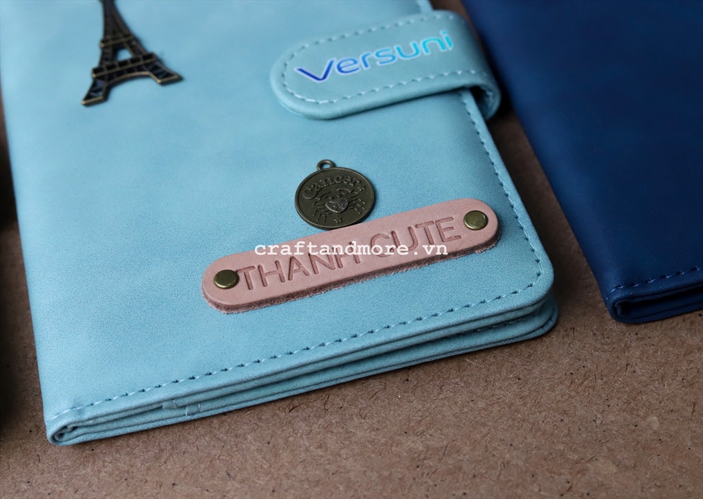 Bọc hộ chiếu - passport case màu xanh pastel